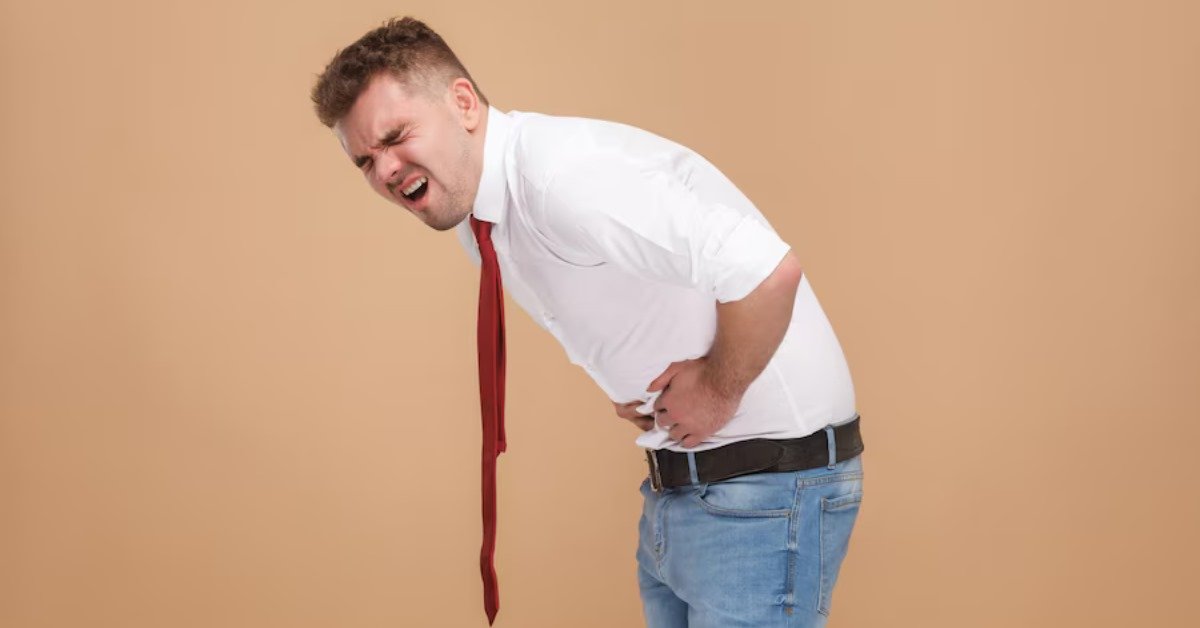 हर्निया के लक्षण पहचानें और समय पर इलाज करवाएं